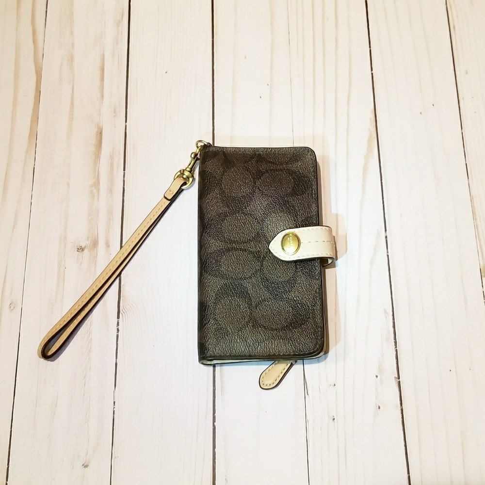 Coach wallet